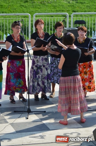 Zdjęcie w galerii na portalu naszraciborz.pl: Polska Majówka na raciborskich bulwarach  wiadomości z regionu