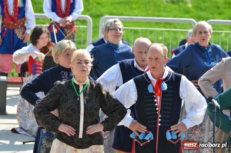 Zdjęcie w galerii na portalu naszraciborz.pl: Polska Majówka na raciborskich bulwarach  wiadomości z regionu