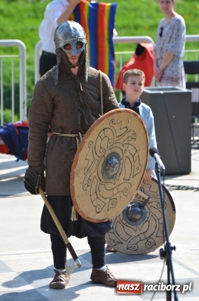 Zdjęcie w galerii na portalu naszraciborz.pl: Polska Majówka na raciborskich bulwarach  wiadomości z regionu