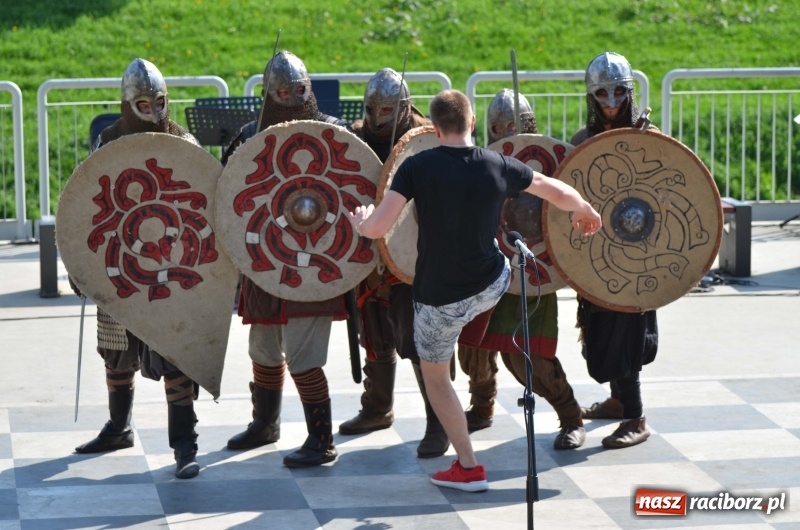 Zdjęcie w galerii na portalu naszraciborz.pl: Polska Majówka na raciborskich bulwarach  wiadomości z regionu