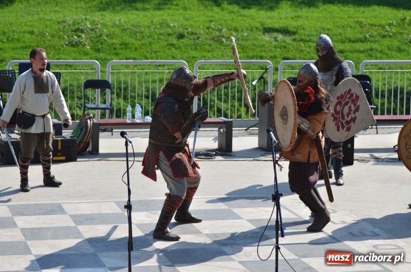 Zdjęcie w galerii na portalu naszraciborz.pl: Polska Majówka na raciborskich bulwarach  wiadomości z regionu