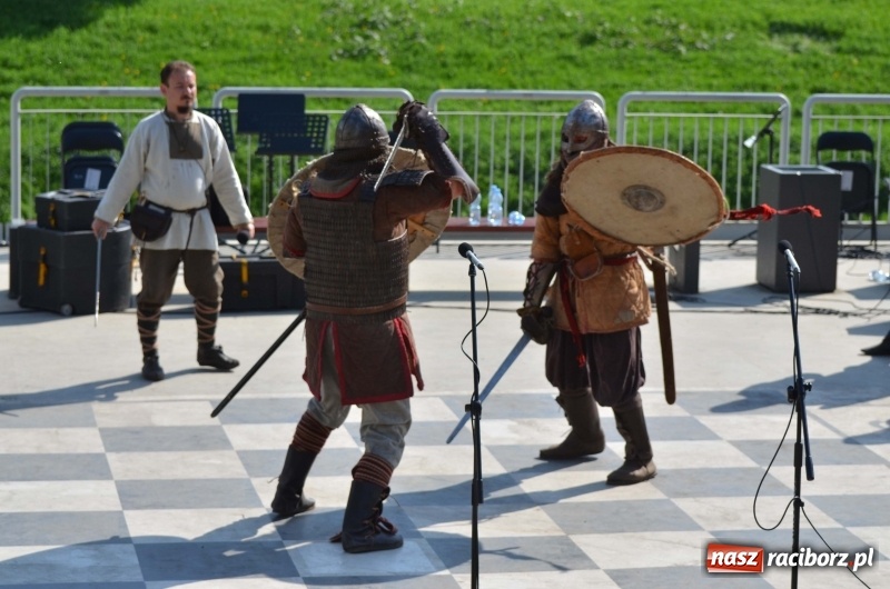 Zdjęcie w galerii na portalu naszraciborz.pl: Polska Majówka na raciborskich bulwarach  wiadomości z regionu