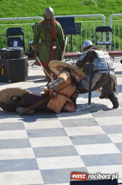 Zdjęcie w galerii na portalu naszraciborz.pl: Polska Majówka na raciborskich bulwarach  wiadomości z regionu