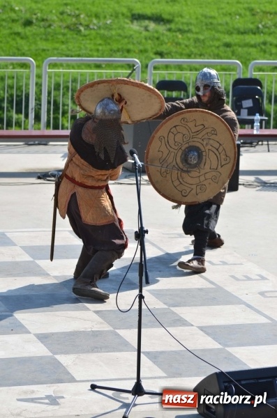 Zdjęcie w galerii na portalu naszraciborz.pl: Polska Majówka na raciborskich bulwarach  wiadomości z regionu