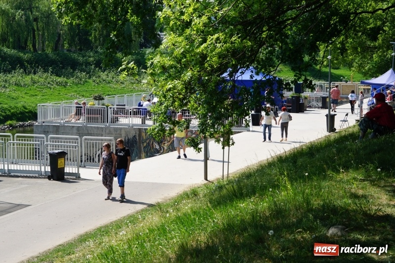 Zdjęcie w galerii na portalu naszraciborz.pl: Polska Majówka na raciborskich bulwarach  wiadomości z regionu