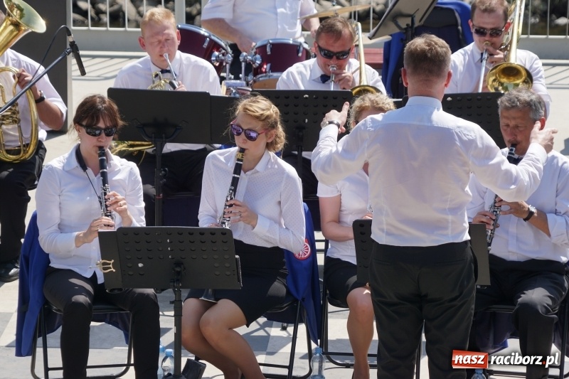 Zdjęcie w galerii na portalu naszraciborz.pl: Polska Majówka na raciborskich bulwarach  wiadomości z regionu
