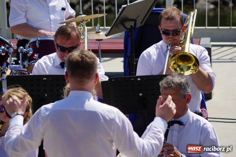 Zdjęcie w galerii na portalu naszraciborz.pl: Polska Majówka na raciborskich bulwarach  wiadomości z regionu