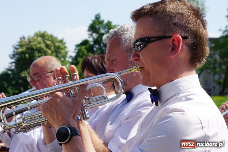Zdjęcie w galerii na portalu naszraciborz.pl: Polska Majówka na raciborskich bulwarach  wiadomości z regionu