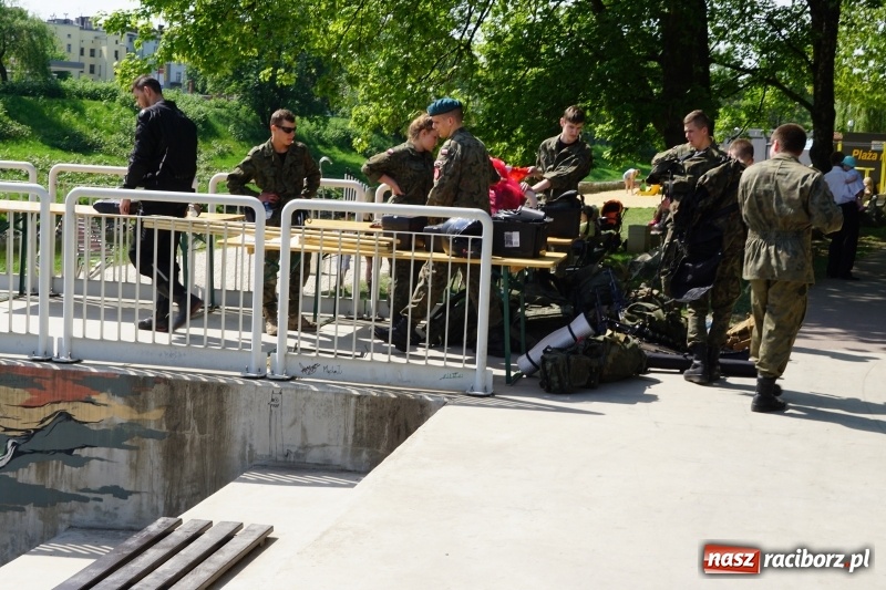 Zdjęcie w galerii na portalu naszraciborz.pl: Polska Majówka na raciborskich bulwarach  wiadomości z regionu