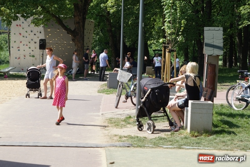 Zdjęcie w galerii na portalu naszraciborz.pl: Polska Majówka na raciborskich bulwarach  wiadomości z regionu