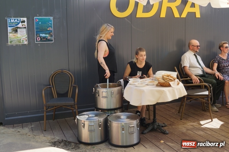 Zdjęcie w galerii na portalu naszraciborz.pl: Polska Majówka na raciborskich bulwarach  wiadomości z regionu