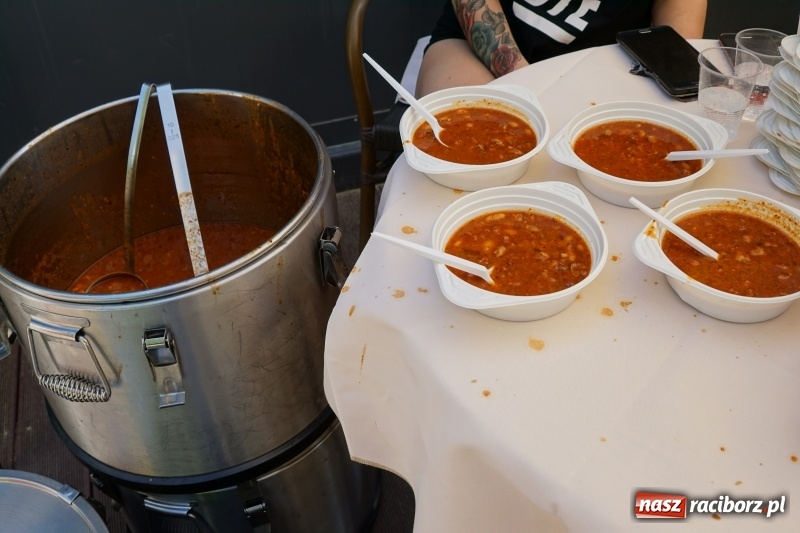 Zdjęcie w galerii na portalu naszraciborz.pl: Polska Majówka na raciborskich bulwarach  wiadomości z regionu