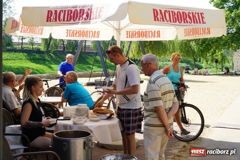 Zdjęcie w galerii na portalu naszraciborz.pl: Polska Majówka na raciborskich bulwarach  wiadomości z regionu