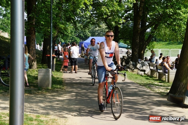 Zdjęcie w galerii na portalu naszraciborz.pl: Polska Majówka na raciborskich bulwarach  wiadomości z regionu