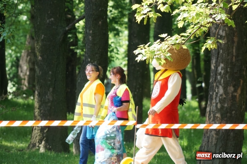 Zdjęcie w galerii na portalu naszraciborz.pl: Polska Majówka na raciborskich bulwarach  wiadomości z regionu