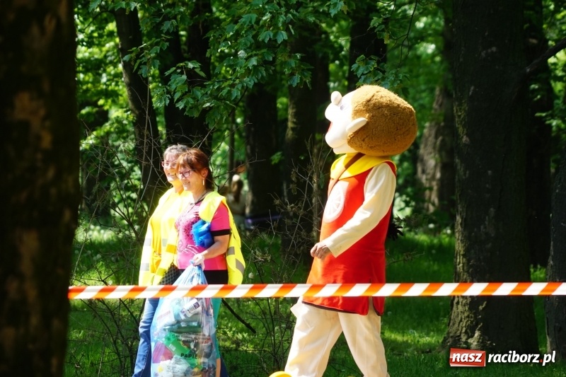 Zdjęcie w galerii na portalu naszraciborz.pl: Polska Majówka na raciborskich bulwarach  wiadomości z regionu