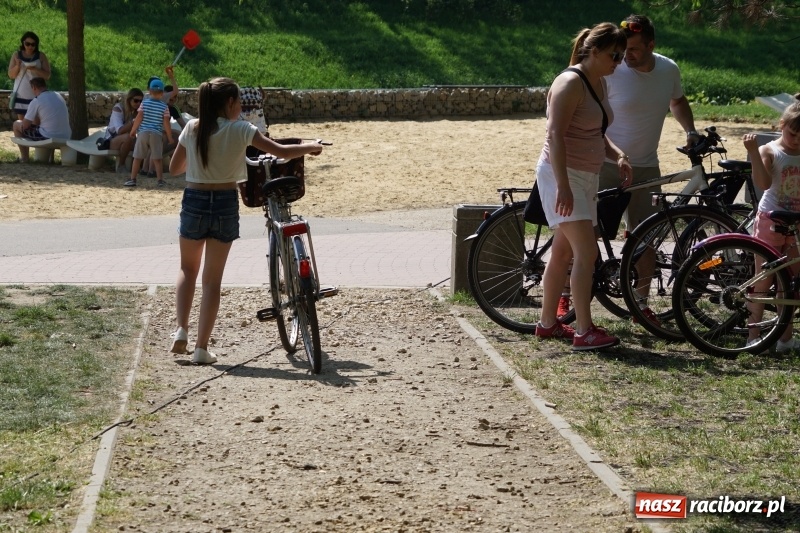 Zdjęcie w galerii na portalu naszraciborz.pl: Polska Majówka na raciborskich bulwarach  wiadomości z regionu