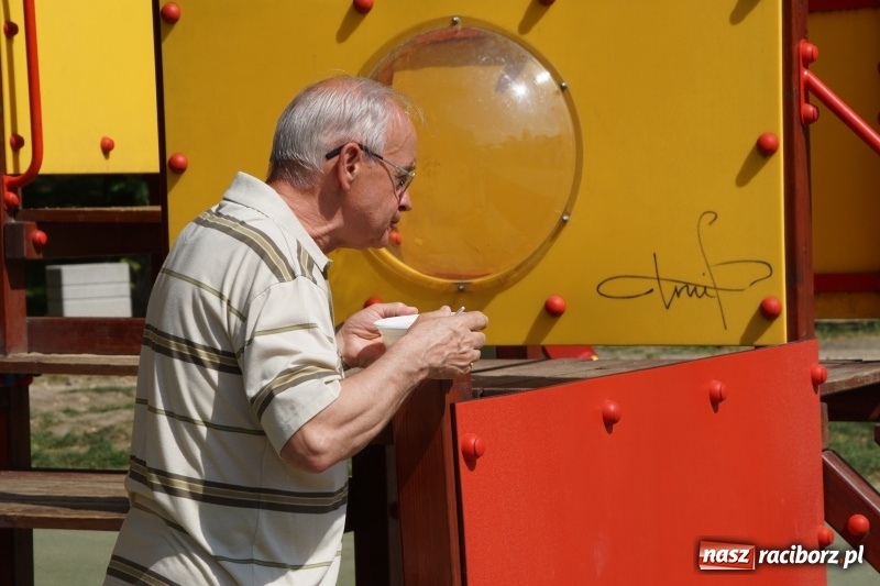 Zdjęcie w galerii na portalu naszraciborz.pl: Polska Majówka na raciborskich bulwarach  wiadomości z regionu