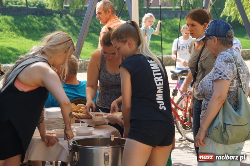 Zdjęcie w galerii na portalu naszraciborz.pl: Polska Majówka na raciborskich bulwarach  wiadomości z regionu