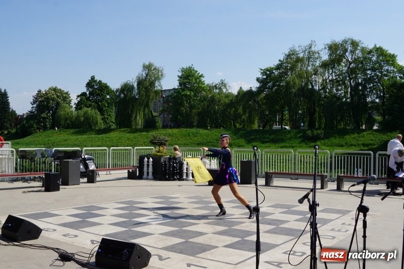 Zdjęcie w galerii na portalu naszraciborz.pl: Polska Majówka na raciborskich bulwarach  wiadomości z regionu