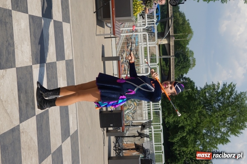 Zdjęcie w galerii na portalu naszraciborz.pl: Polska Majówka na raciborskich bulwarach  wiadomości z regionu