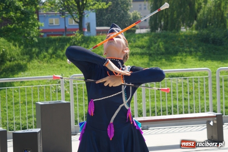 Zdjęcie w galerii na portalu naszraciborz.pl: Polska Majówka na raciborskich bulwarach  wiadomości z regionu