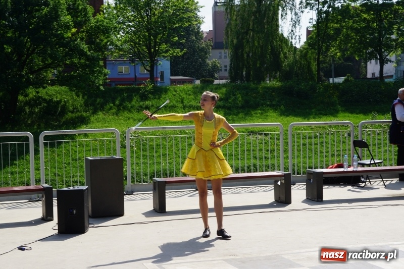Zdjęcie w galerii na portalu naszraciborz.pl: Polska Majówka na raciborskich bulwarach  wiadomości z regionu