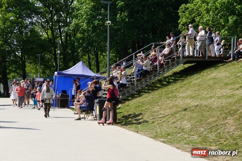 Zdjęcie w galerii na portalu naszraciborz.pl: Polska Majówka na raciborskich bulwarach  wiadomości z regionu