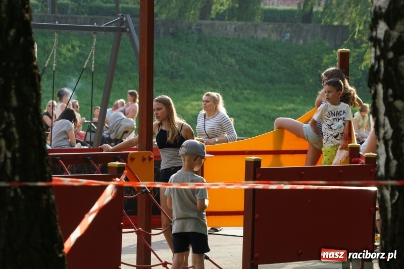 Zdjęcie w galerii na portalu naszraciborz.pl: Polska Majówka na raciborskich bulwarach  wiadomości z regionu
