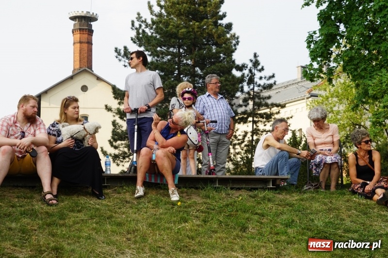 Zdjęcie w galerii na portalu naszraciborz.pl: Polska Majówka na raciborskich bulwarach  wiadomości z regionu