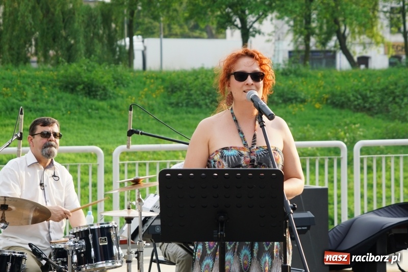 Zdjęcie w galerii na portalu naszraciborz.pl: Polska Majówka na raciborskich bulwarach  wiadomości z regionu