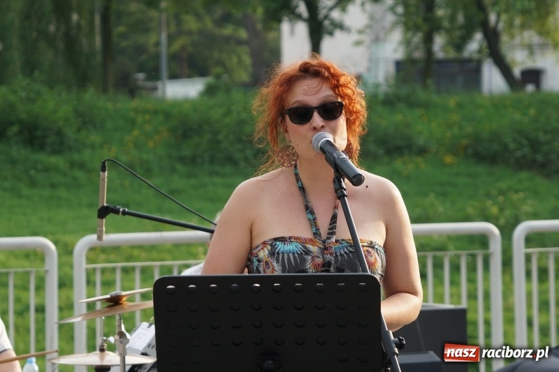 Zdjęcie w galerii na portalu naszraciborz.pl: Polska Majówka na raciborskich bulwarach  wiadomości z regionu