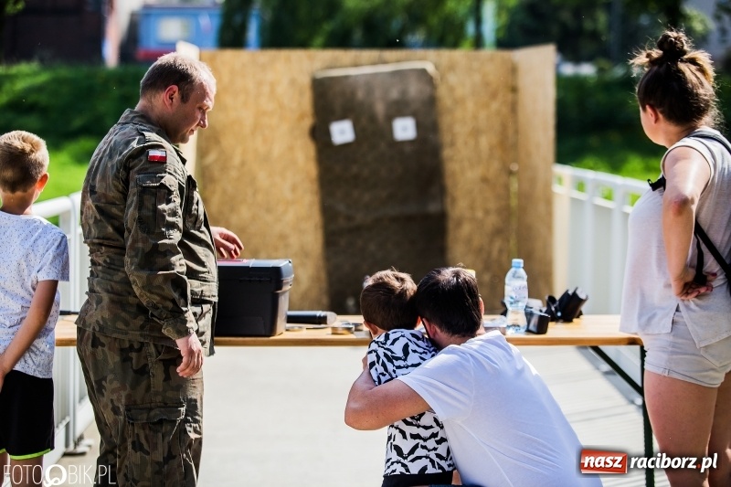 Zdjęcie w galerii na portalu naszraciborz.pl: Polska Majówka na raciborskich bulwarach  wiadomości z regionu