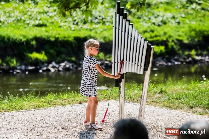 Zdjęcie w galerii na portalu naszraciborz.pl: Polska Majówka na raciborskich bulwarach  wiadomości z regionu