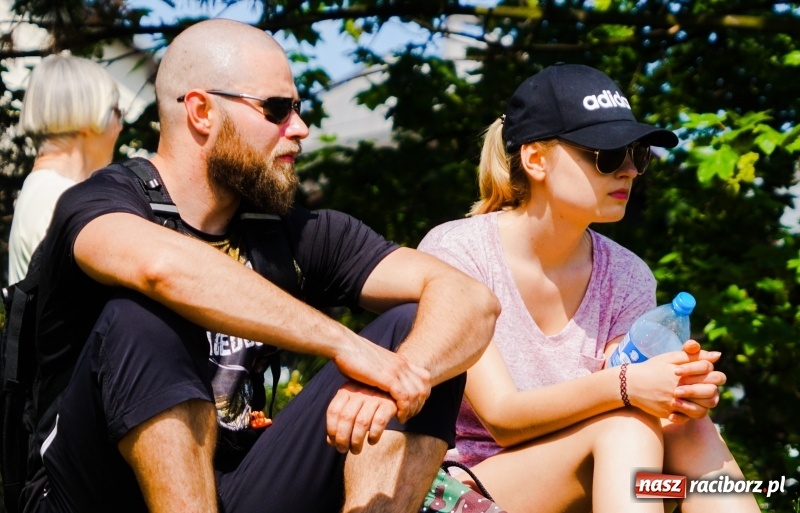 Zdjęcie w galerii na portalu naszraciborz.pl: Summer 2018. Jakie okularki przeciwsłoneczne proponują na lato raciborzanie i nasi goście wiadomości z regionu