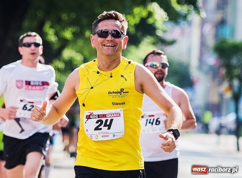 Zdjęcie w galerii na portalu naszraciborz.pl: Summer 2018. Jakie okularki przeciwsłoneczne proponują na lato raciborzanie i nasi goście wiadomości z regionu