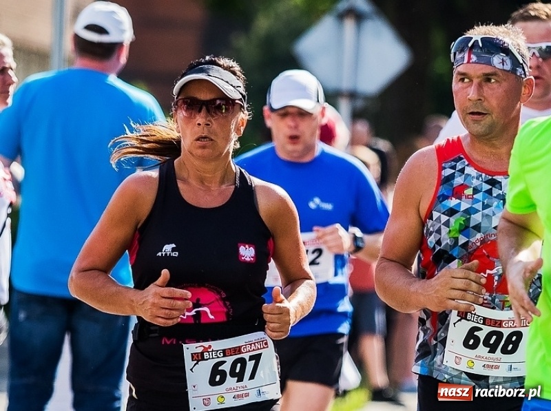 Zdjęcie w galerii na portalu naszraciborz.pl: Summer 2018. Jakie okularki przeciwsłoneczne proponują na lato raciborzanie i nasi goście wiadomości z regionu