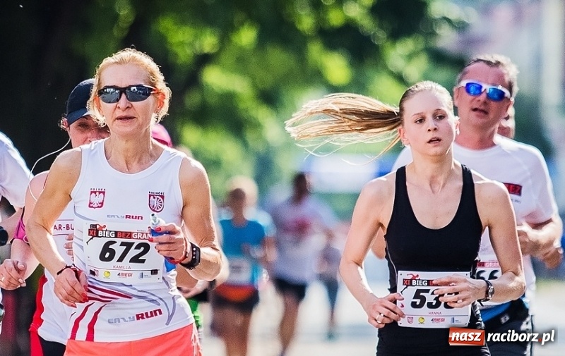 Zdjęcie w galerii na portalu naszraciborz.pl: Summer 2018. Jakie okularki przeciwsłoneczne proponują na lato raciborzanie i nasi goście wiadomości z regionu