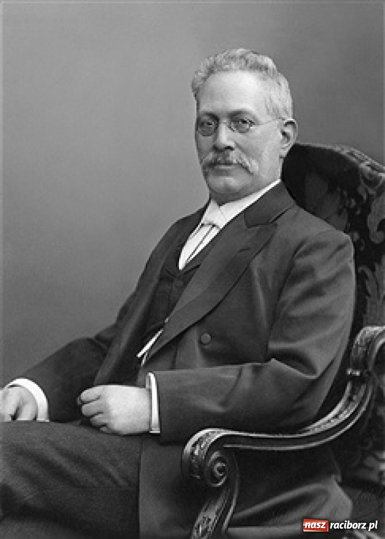 Zdjęcie w galerii na portalu naszraciborz.pl: Szalejące ceny śledzi i cygar. Palacze rzucają nałóg, fabryki bankrutują wiadomości z regionu