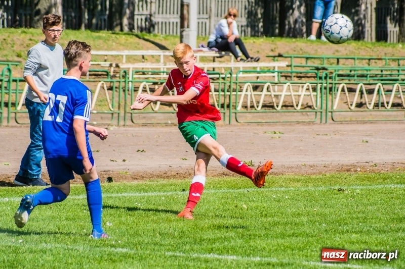 Zdjęcie w galerii na portalu naszraciborz.pl: Skromne zwycięstwo Unii Racibórz w starciu z Bełkiem wiadomości z regionu