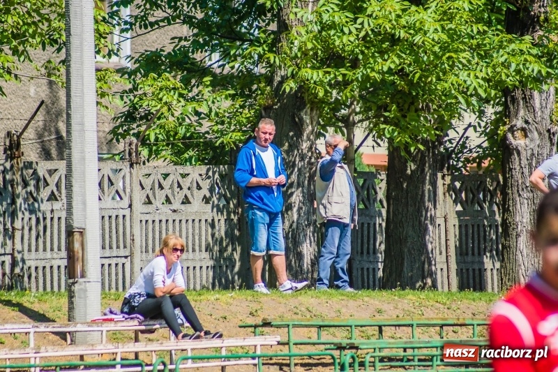 Zdjęcie w galerii na portalu naszraciborz.pl: Skromne zwycięstwo Unii Racibórz w starciu z Bełkiem wiadomości z regionu