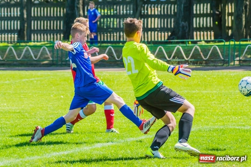 Zdjęcie w galerii na portalu naszraciborz.pl: Skromne zwycięstwo Unii Racibórz w starciu z Bełkiem wiadomości z regionu