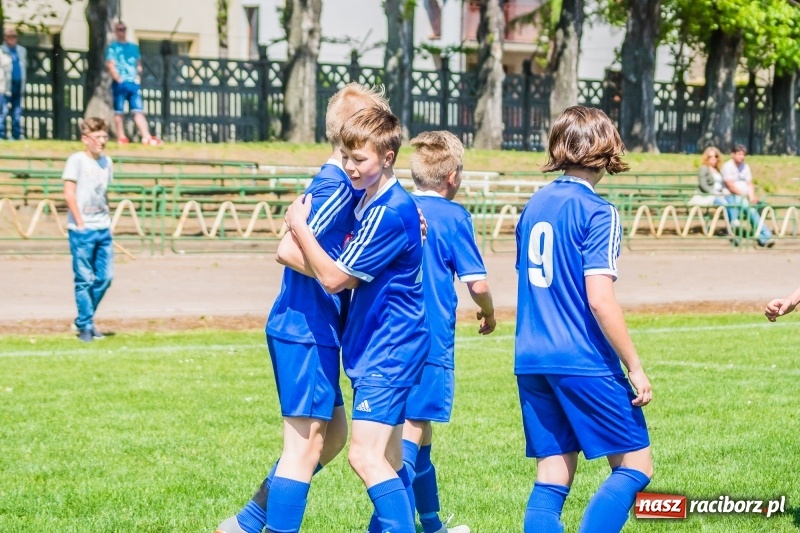 Zdjęcie w galerii na portalu naszraciborz.pl: Skromne zwycięstwo Unii Racibórz w starciu z Bełkiem wiadomości z regionu