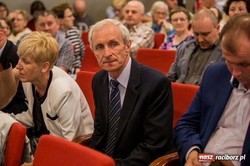 Zdjęcie w galerii na portalu naszraciborz.pl: Polska jest jedna, Polska jest nasza! Wicepremier Beata Szydło zebrała gromkie brawa na Zamku Piastowskim w Raciborzu wiadomości z regionu