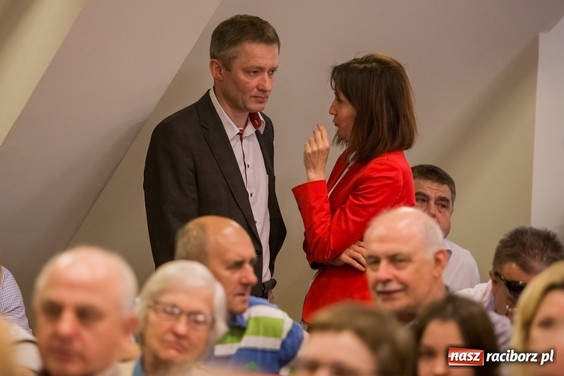 Zdjęcie w galerii na portalu naszraciborz.pl: Polska jest jedna, Polska jest nasza! Wicepremier Beata Szydło zebrała gromkie brawa na Zamku Piastowskim w Raciborzu wiadomości z regionu