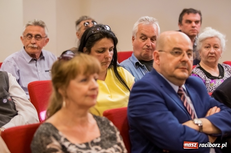 Zdjęcie w galerii na portalu naszraciborz.pl: Polska jest jedna, Polska jest nasza! Wicepremier Beata Szydło zebrała gromkie brawa na Zamku Piastowskim w Raciborzu wiadomości z regionu