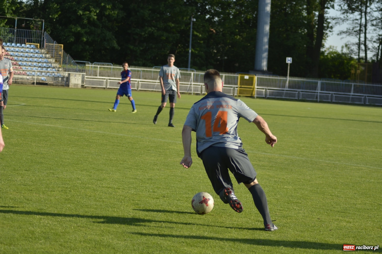 Zdjęcie w galerii na portalu naszraciborz.pl: Odra-Borucin: Podział punktów przy Bogumińskiej wiadomości z regionu