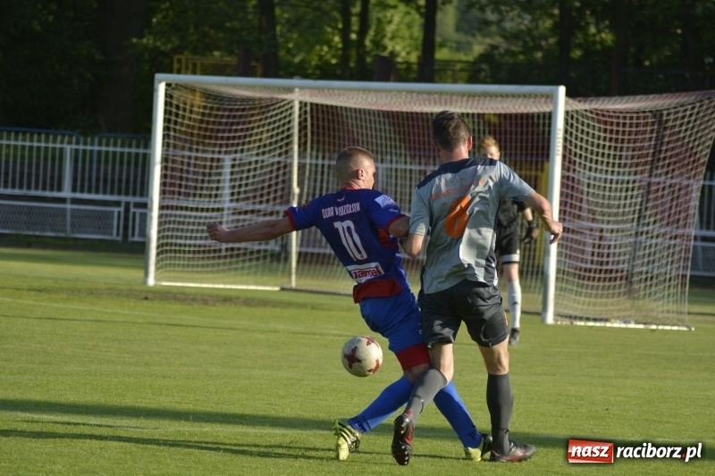 Zdjęcie w galerii na portalu naszraciborz.pl: Odra-Borucin: Podział punktów przy Bogumińskiej wiadomości z regionu
