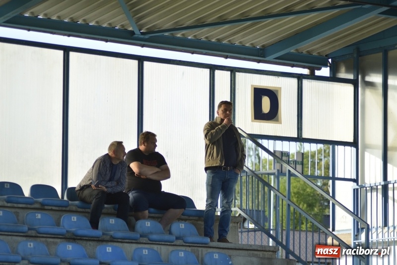 Zdjęcie w galerii na portalu naszraciborz.pl: Odra-Borucin: Podział punktów przy Bogumińskiej wiadomości z regionu