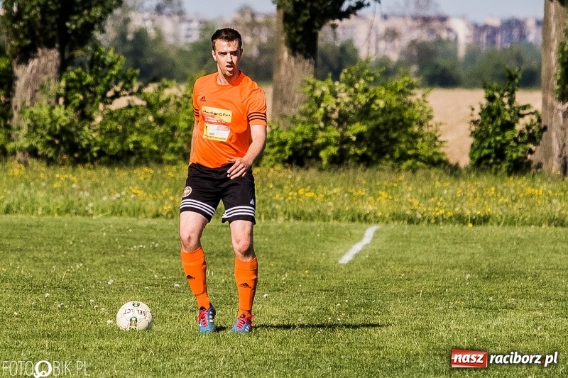 Zdjęcie w galerii na portalu naszraciborz.pl: Pewne zwycięstwo Cyprzanowa w starciu z Wojnowicami wiadomości z regionu